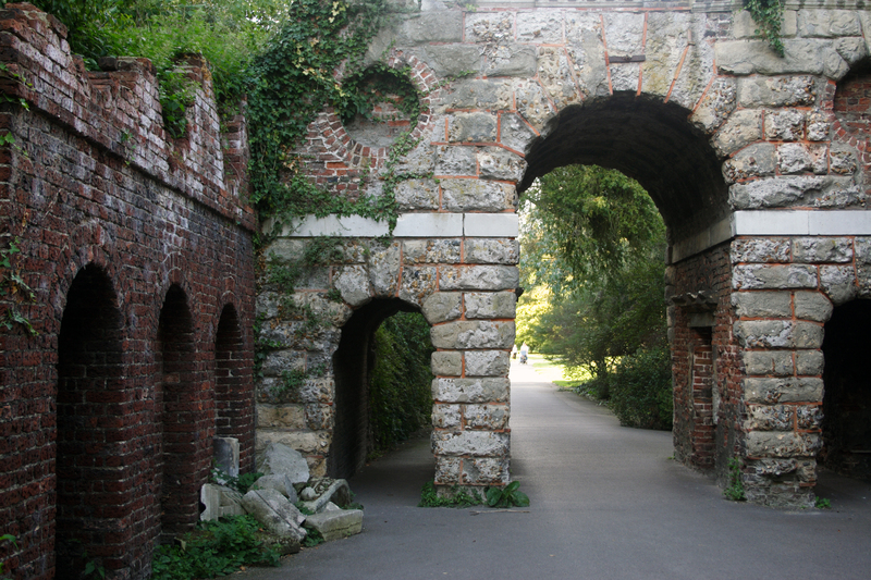 deep cleaning regular cleaning